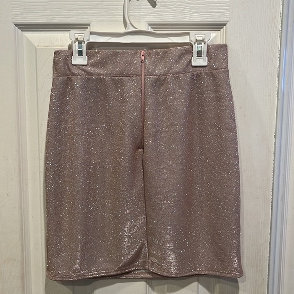 NWT Light Pink Sparkly Skirt - Picture 7 of 10
